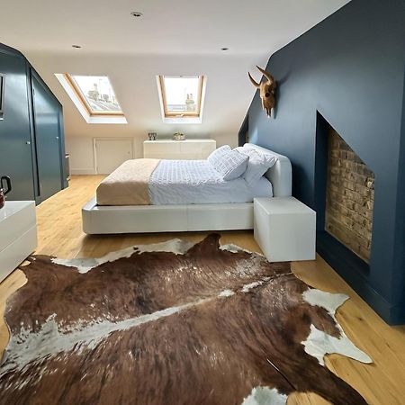 The Crown Loft Ensuite Luxury Accomodation Kingston upon Thames  Εξωτερικό φωτογραφία